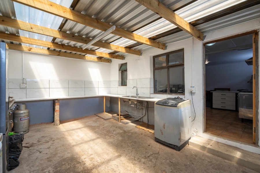 2 Bedroom Property for Sale in Brooklyn Western Cape